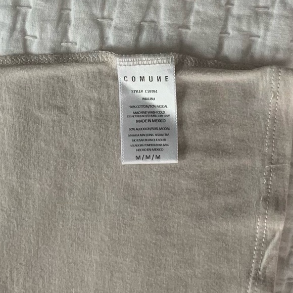 Comune Tank Top Light Beige Basic Racerback Size Medium GUC - Picture 4 of 5